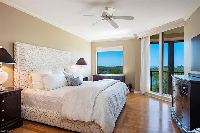 8990 Bay Colony DR 403, Naples, FL 34108