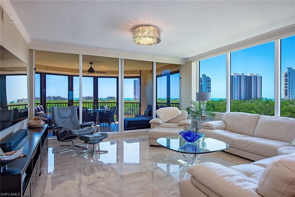 8990 Bay Colony DR 403, Naples, FL 34108