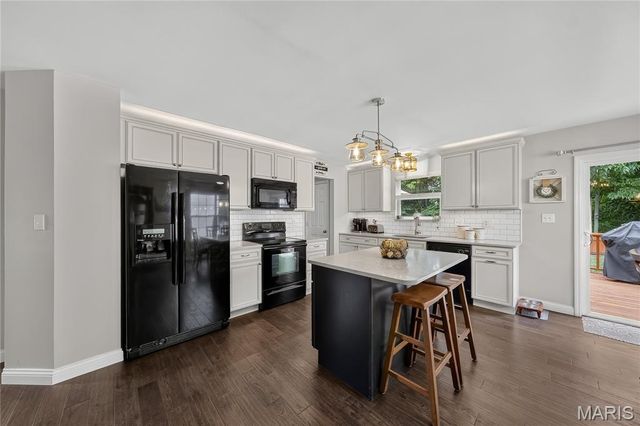 548 Springhurst Parkway, O'fallon, MO 63368