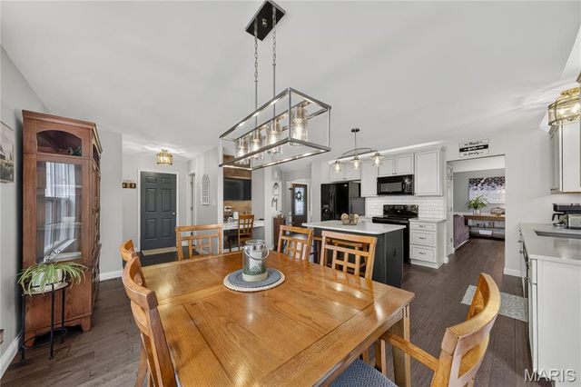 548 Springhurst Parkway, O'fallon, MO 63368