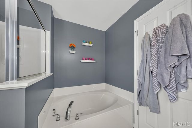 548 Springhurst Parkway, O'fallon, MO 63368
