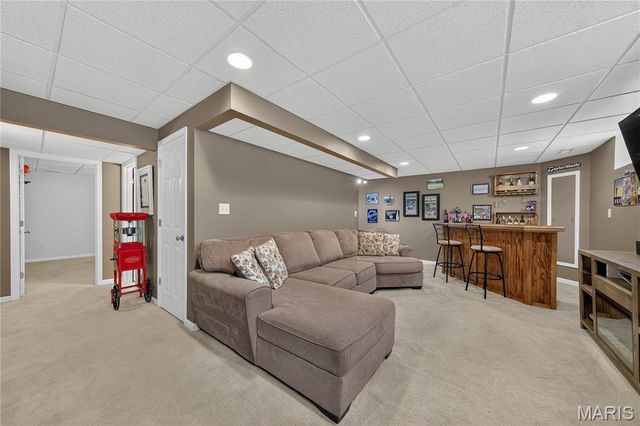 548 Springhurst Parkway, O'fallon, MO 63368