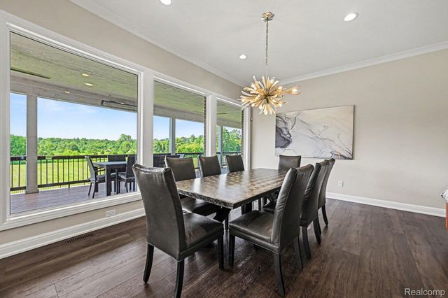 2943 Sleeth Road, Commerce Charter Township, MI 48382