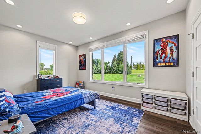 2943 Sleeth Road, Commerce Charter Township, MI 48382