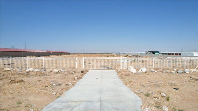 16454 Adelanto Road, Adelanto, CA 92301