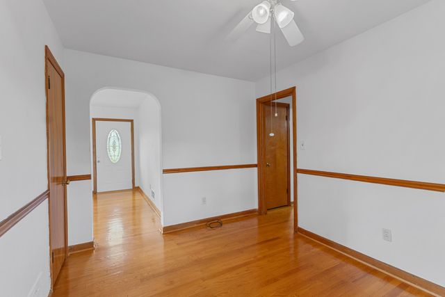 6935 Tinkerdale RD, Roanoke, VA 24019
