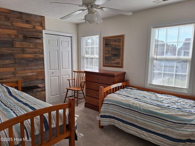 100 Madison Bay Drive, Beaufort, NC 28516