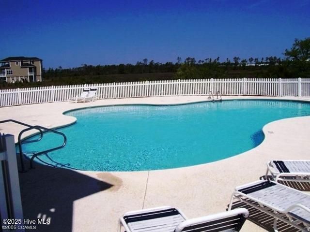 100 Madison Bay Drive, Beaufort, NC 28516