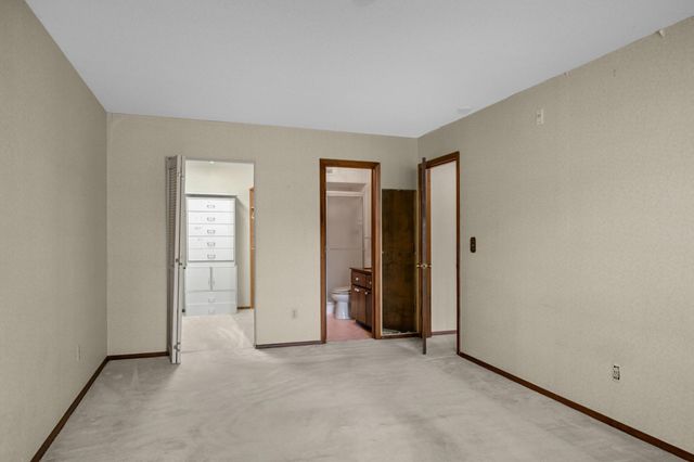 4380 Brookside Court 118, Edina, MN 55436