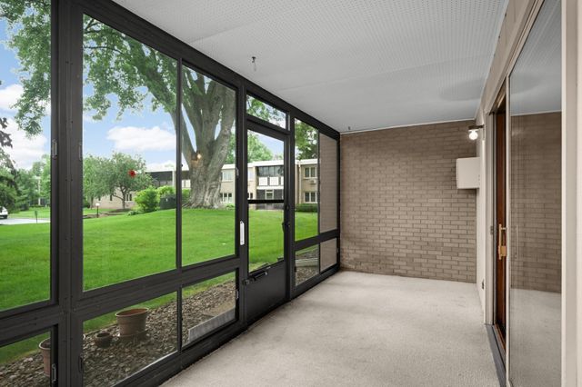 4380 Brookside Court 118, Edina, MN 55436