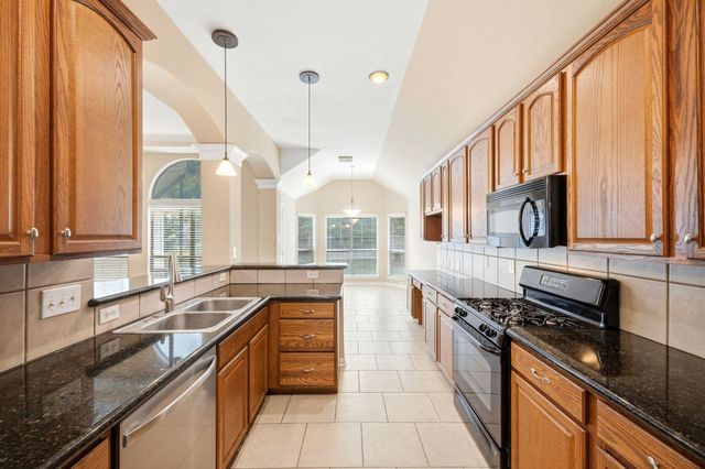 33043 Lois Lane Lane, Magnolia, TX 77354