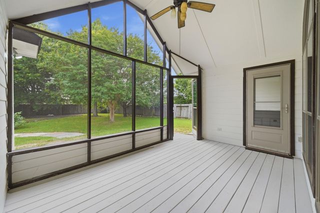 33043 Lois Lane Lane, Magnolia, TX 77354