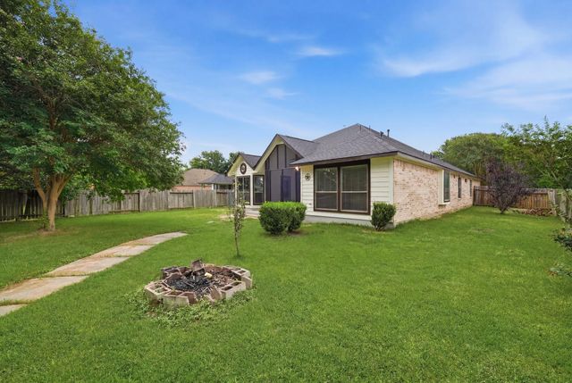 33043 Lois Lane Lane, Magnolia, TX 77354