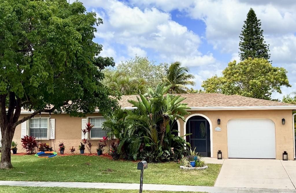 22335 Boulder St, Boca Raton, FL 33428