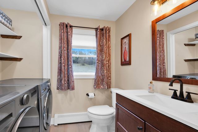 25 Riverview Circle, Litchfield, NH 03052