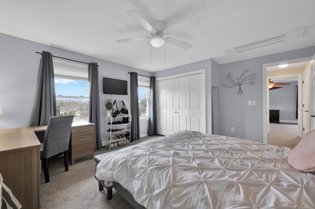 25 Riverview Circle, Litchfield, NH 03052