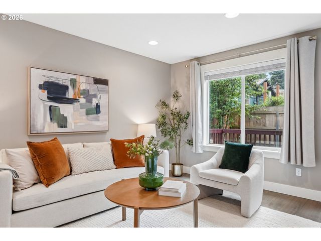 8545 N ARGYLE Way, Portland, OR 97217