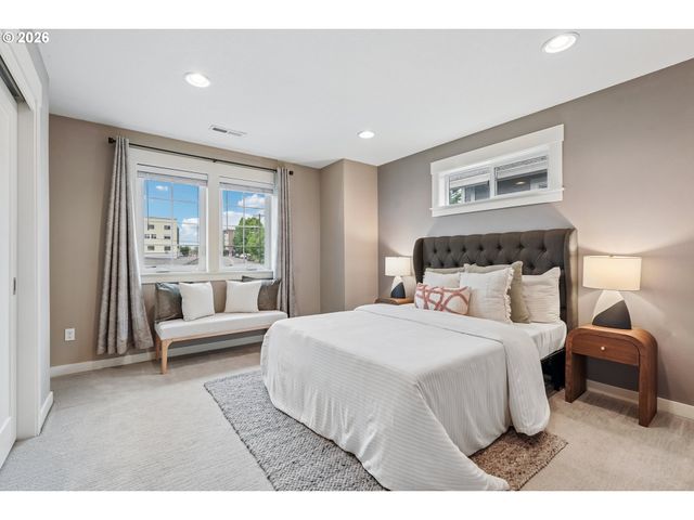 8545 N ARGYLE Way, Portland, OR 97217