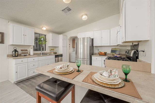 4825 S Barons Gate Way, Fort Mohave, AZ 86426