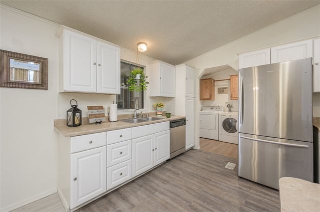 4825 S Barons Gate Way, Fort Mohave, AZ 86426