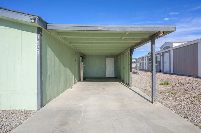 4825 S Barons Gate Way, Fort Mohave, AZ 86426