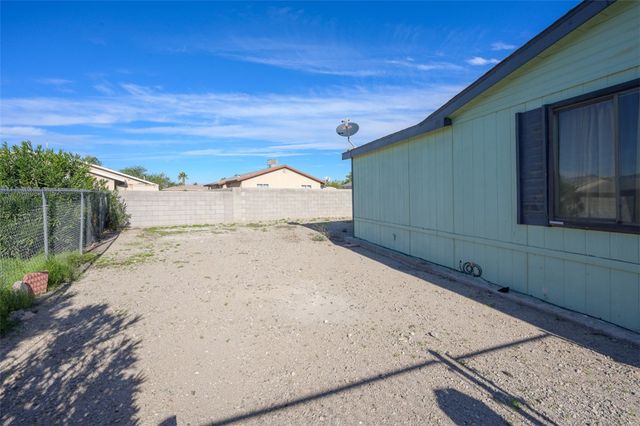 4825 S Barons Gate Way, Fort Mohave, AZ 86426