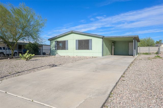 4825 S Barons Gate Way, Fort Mohave, AZ 86426