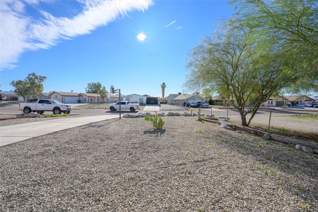 4825 S Barons Gate Way, Fort Mohave, AZ 86426