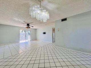 209 Oxford 200, West Palm Beach, FL 33417