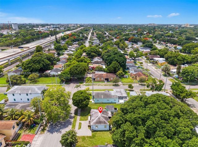 1279 NW 41st St, Miami, FL 33142