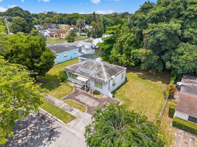 1279 NW 41st St, Miami, FL 33142