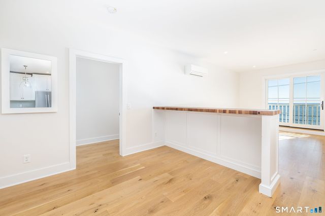 185 Main Street 305, East Lyme, CT 06357