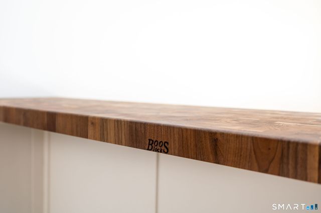 185 Main Street 305, East Lyme, CT 06357