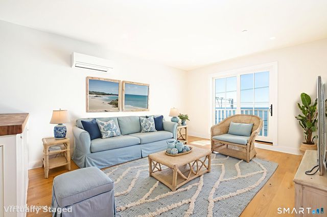 185 Main Street 305, East Lyme, CT 06357