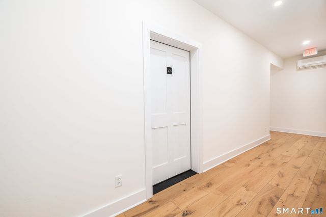 185 Main Street 305, East Lyme, CT 06357