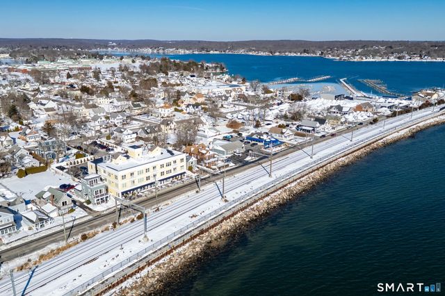 185 Main Street 305, East Lyme, CT 06357