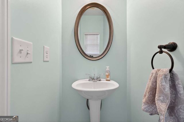 256 Valley Crossing, Canton, GA 30114