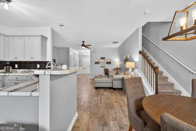 256 Valley Crossing, Canton, GA 30114