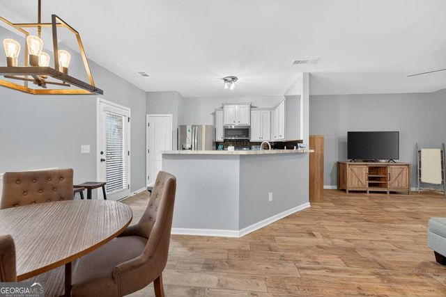 256 Valley Crossing, Canton, GA 30114