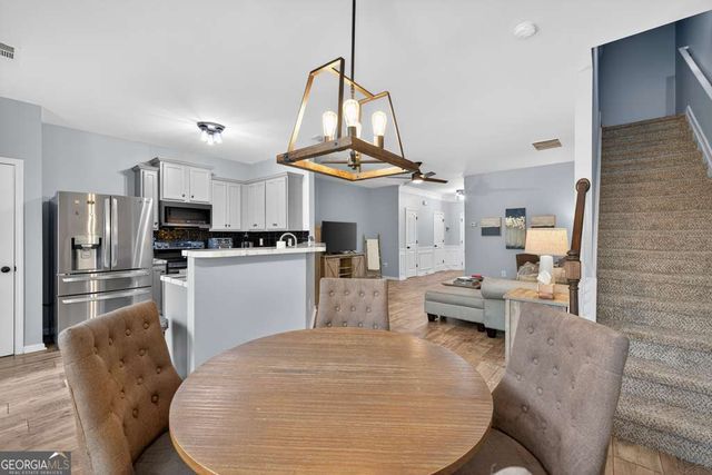 256 Valley Crossing, Canton, GA 30114