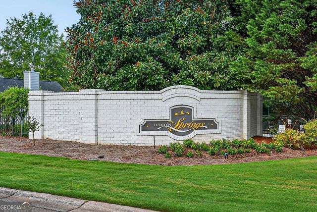 256 Valley Crossing, Canton, GA 30114