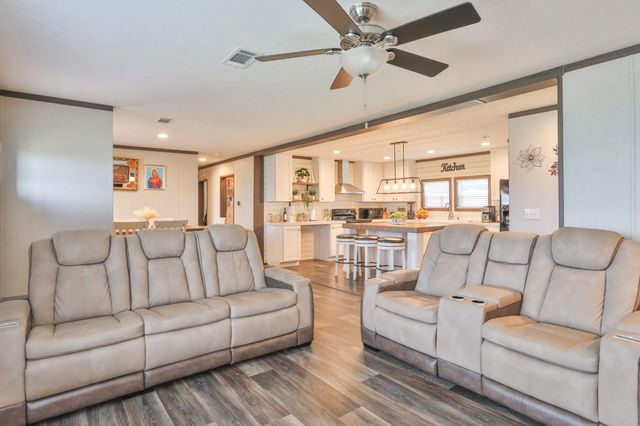 15211 Linda Lane, Santa Fe, TX 77517