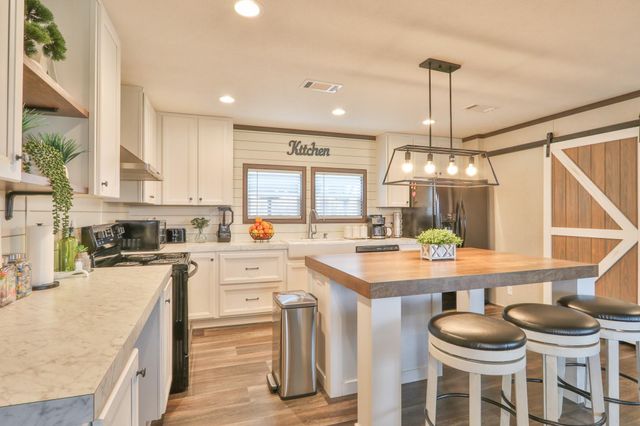 15211 Linda Lane, Santa Fe, TX 77517