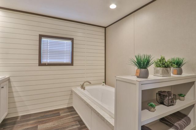 15211 Linda Lane, Santa Fe, TX 77517