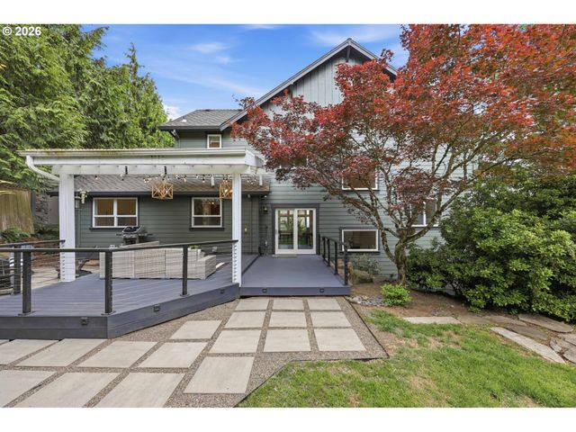 2667 Nw Birkendene St, Portland, OR 97229