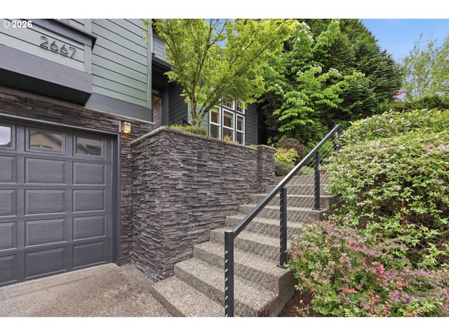 2667 Nw Birkendene St, Portland, OR 97229