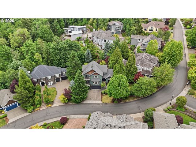 2667 Nw Birkendene St, Portland, OR 97229
