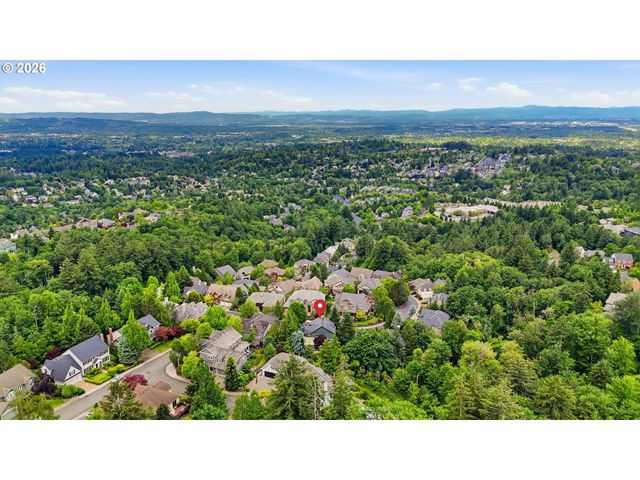 2667 Nw Birkendene St, Portland, OR 97229