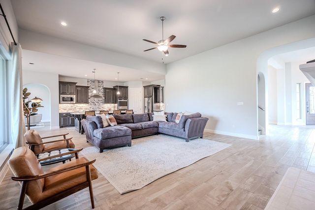 227 Dally CT, Dripping Springs, TX 78620