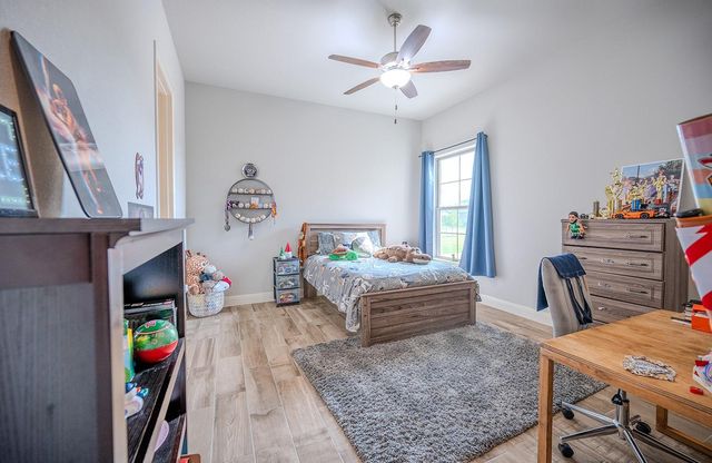 227 Dally CT, Dripping Springs, TX 78620